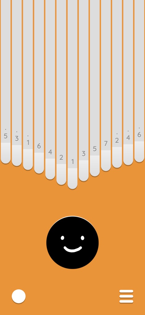 Keylimba - Experience Keylimba's vibrant interface with clear numbered key markings and a customizable background color palette.