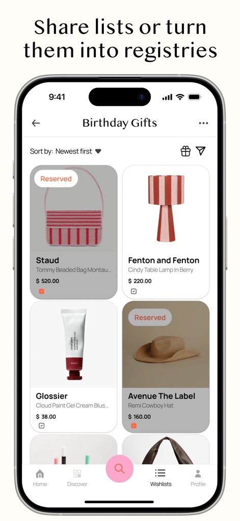 Sortd | Shopping Wishlist App - La aplicación facilita la colaboración al permitir a los usuarios compartir sus listas de deseos y ver ítems 'Reserved', como el 'Staud Tommy Beaded Bag', y recibir votos o sugerencias, transformando las decisiones de compra en una experiencia social.