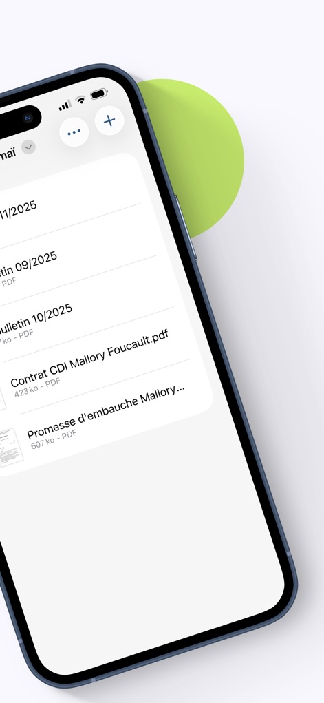 eDocPerso - 사용자는 'Contrat CDI Mallory Foucault.pdf'와 같은 주요 계약서와 'Promesse d'embauche Mallory...' 같은 문서를 안전하게 보관하고 관리할 수 있습니다.