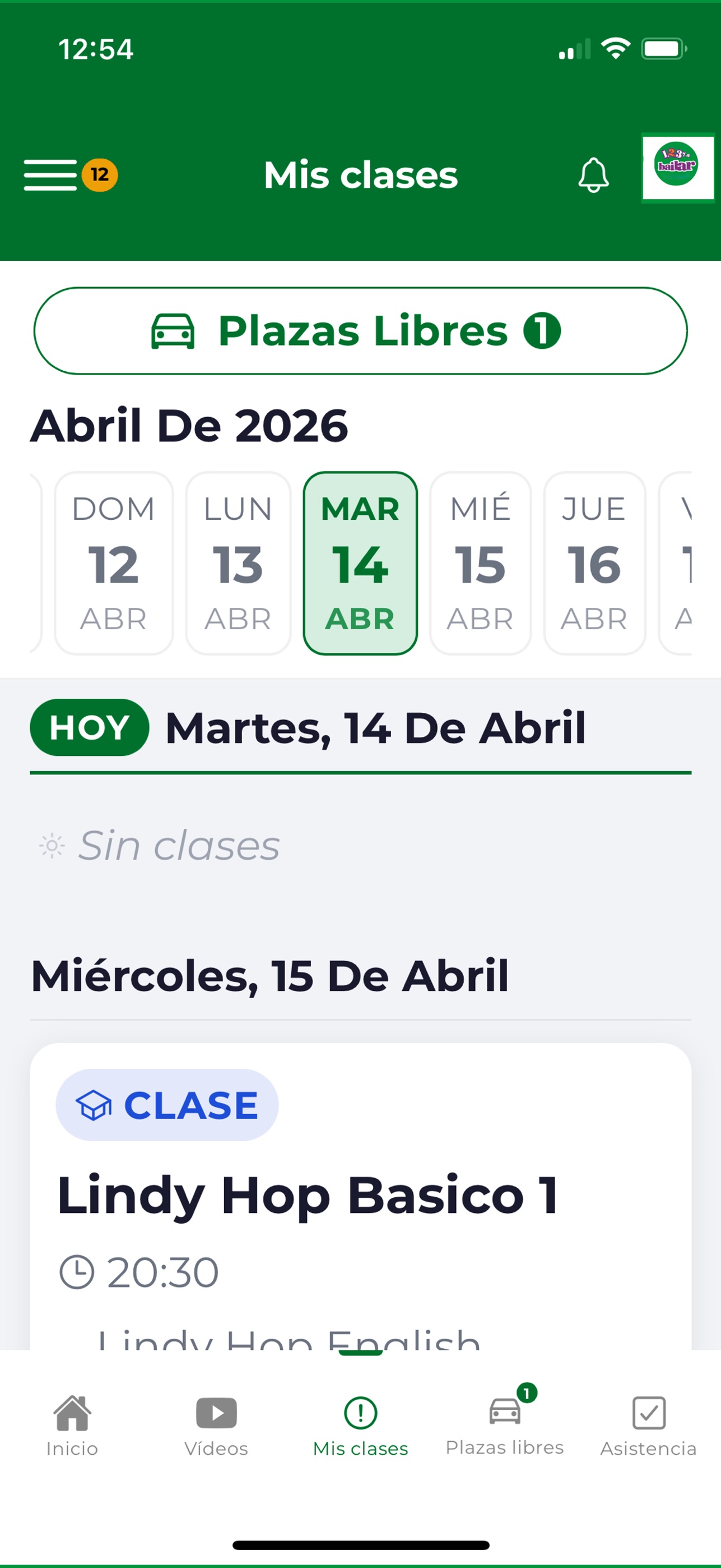 Screenshot 1 of 1 2 3 y a Bailar