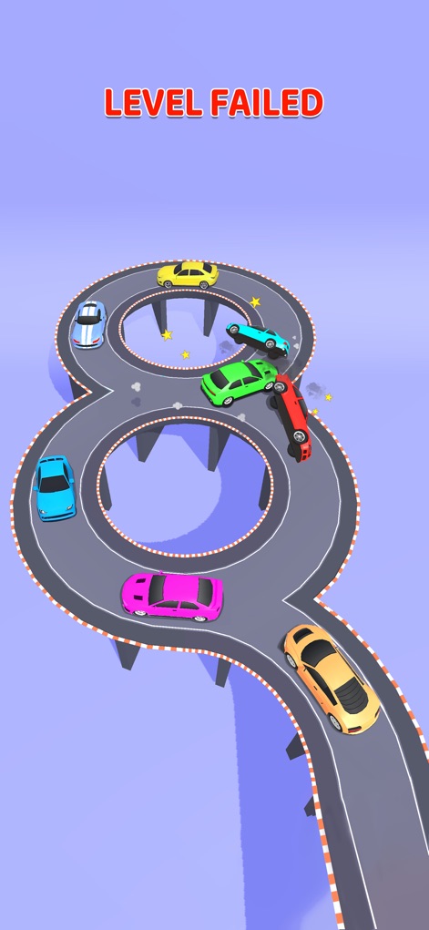 Crazy Challenge: Mini Games - O cenário mostra carros coloridos colidindo em uma pista de corrida em formato de oito, com a indicação de 'LEVEL FAILED' no topo.