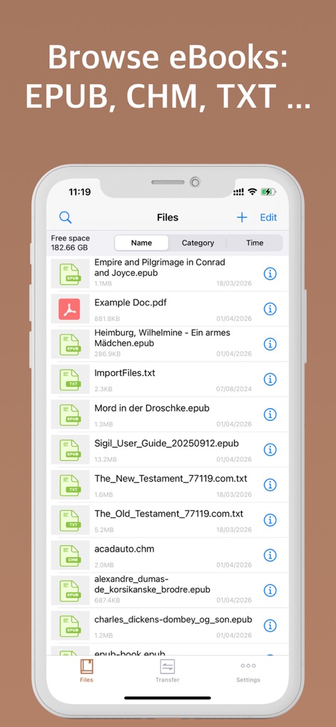 Epub Reader -read epub,chm,txt - La aplicación presenta una interfaz clara para la gestión de archivos, mostrando diversos formatos como EPUB y PDF, y detalles como el nombre y la categoría.