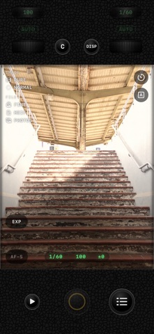 Pure Camera – Unprocessed Screenshot 1 of 4