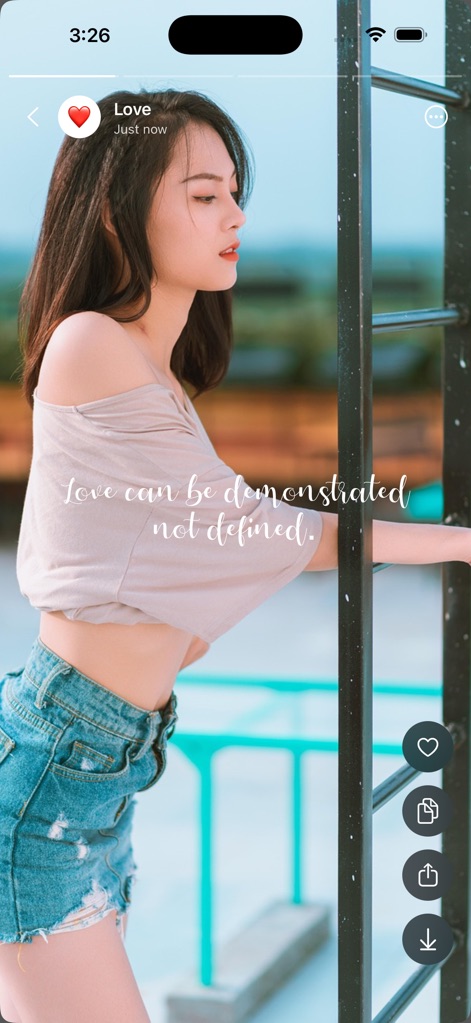 Status Save - この画面では、洗練されたフォントで表示された「Love can be demonstrated not defined.」という感動的な引用文と、画像を保存したり共有したりできる便利な機能アイコンが確認できます。