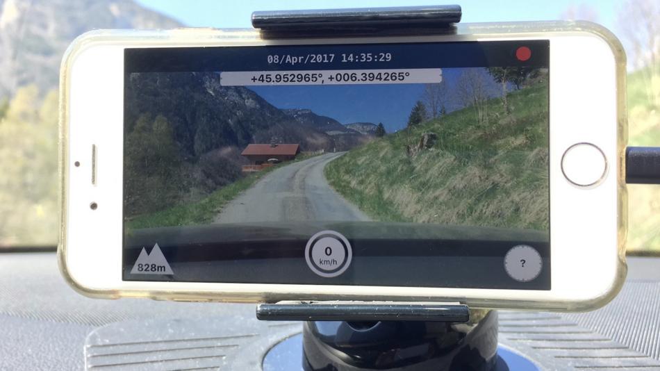#3. DashCam Recorder (iOS) 由: Jan Nutbroek