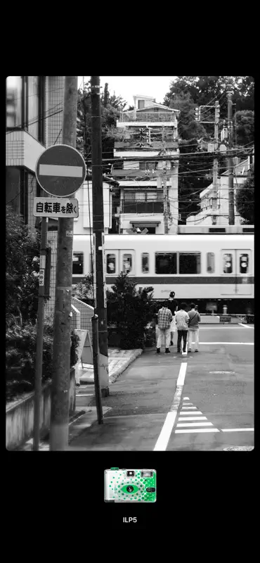 101cam - Film & Digital Camera screenshot 6 of 8