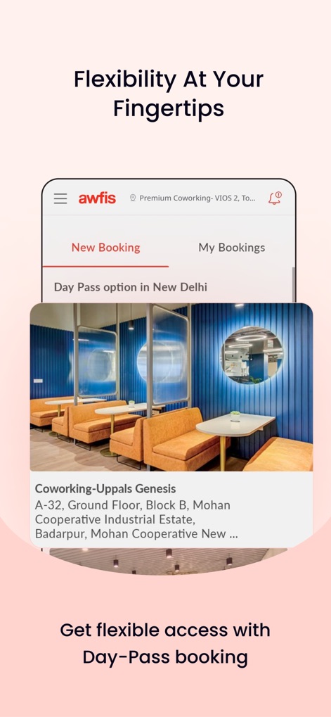 Awfis Coworking - Nutzer sehen die 'New Booking' Oberfläche und eine beeindruckende Ansicht des Coworking-Bereichs mit markanten blauen Wänden und modernen orangefarbenen Sitzgelegenheiten, die Tagespässe für verschiedene Standorte anbieten.