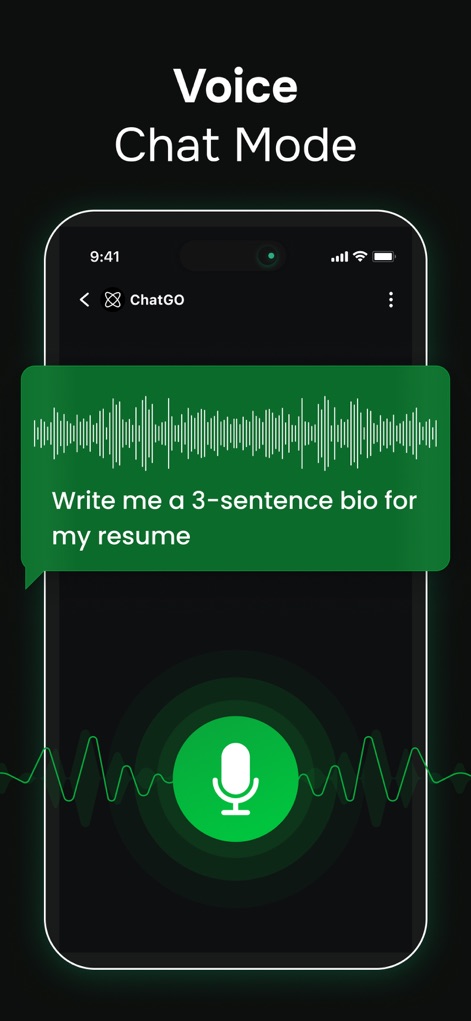 ChatGO: AI Chat 5.0 Assistant - El modo de chat por voz permite una interacción fluida con la IA, donde el usuario puede dictar solicitudes como 'Escríbeme una biografía de 3 frases para mi currículum', representada por el icono del micrófono y la onda de audio.
