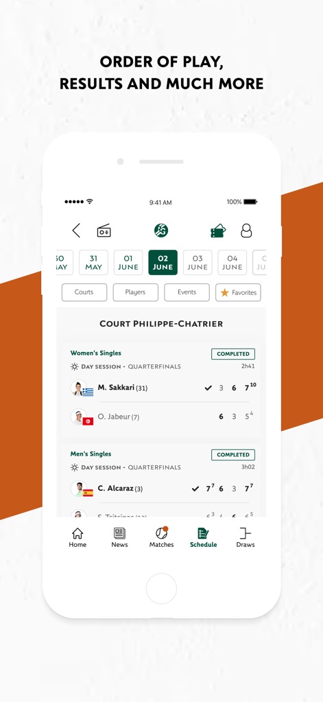 Roland-Garros Official - The app provides detailed match results and current scores, along with customizable viewing filters including 'Courts' and 'Players' for easy navigation.