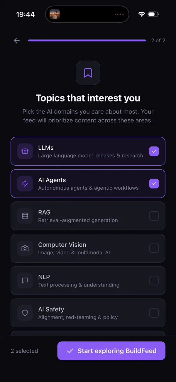 #3. BuildFeed (iOS) Ved: Juan Padin