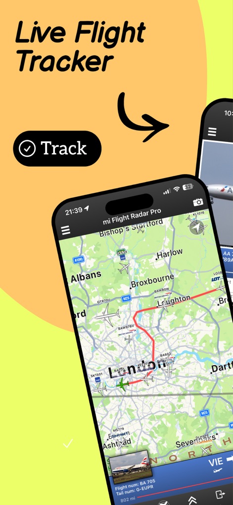 Flight Radar, Plane Tracker 24 - Die App präsentiert eine detaillierte Kartenansicht mit Echtzeit-Flugrouten und ermöglicht Nutzern, wichtige Flugdaten wie Flugnummer und Kennzeichen direkt im unteren Bereich zu sehen.