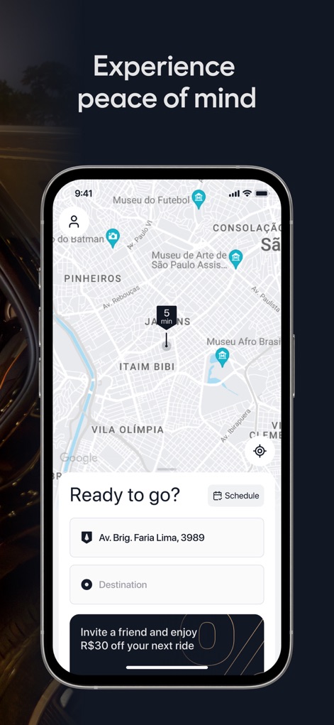 Rhino: Premium armored rides - 사용자는 현재 위치와 목적지를 간편하게 설정할 수 있으며, 지도 인터페이스와 예약 기능을 통해 원활한 이동 계획을 세울 수 있습니다.