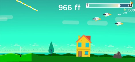 Golf Orbit: Perfect Swing - Admirez la longue trajectoire de la balle qui survole une maison pittoresque et un groupe de mouettes en plein vol, symbolisant la portée impressionnante des tirs.
