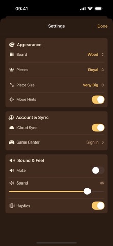 Queen Hunt: Chess Roguelike Screenshot 2 of 7