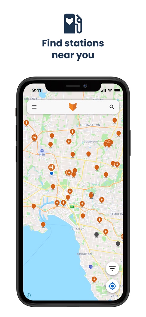 Chargefox: EV Charging Network - L'app offre una visualizzazione chiara delle stazioni di ricarica vicine, evidenziate da numerosi indicatori a forma di "fulmine" sulla mappa e la possibilità di filtrare o cercare con l'icona della "lente d'ingrandimento".