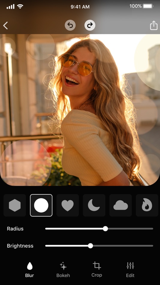 #7. Blur Photo - Effect Editor (iOS) Podle: Appenvision Ltd