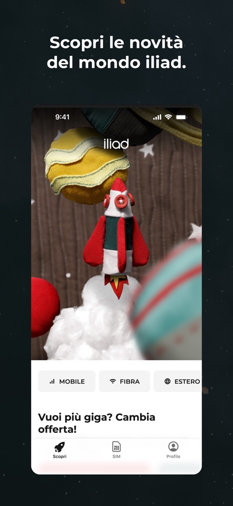 iliad - The app showcases the latest iliad news and promotions through captivating visual banners and organizes offerings into clear categories like Mobile, Fiber, and International.