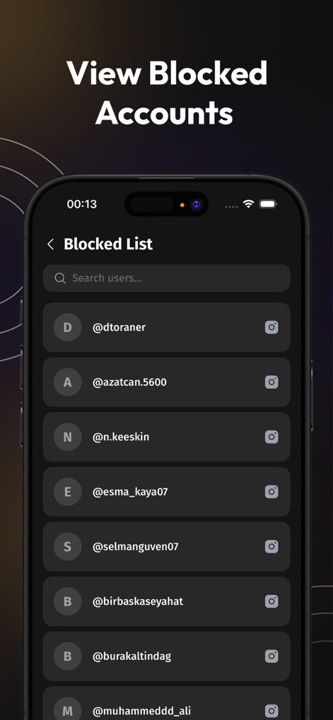 Followers Reports : Insightly - 사용자는 자신의 인스타그램 데이터를 기반으로 차단된 계정 목록을 상세히 볼 수 있으며, 각 사용자의 이니셜과 @사용자 이름을 통해 해당 계정을 신속하게 파악하고, 옆에 표시된 인스타그램 아이콘을 통해 더 많은 정보를 얻을 수 있습니다.