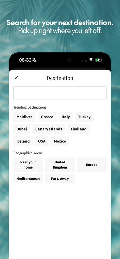Voyage Prive: Holidays/Hotels - La interfaz de búsqueda simplifica la selección de destinos, ofreciendo sugerencias populares en la sección de "Trending Destinations" y la posibilidad de explorar por áreas geográficas para una planificación eficiente.