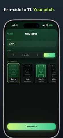 Football coach tactics board screenshot