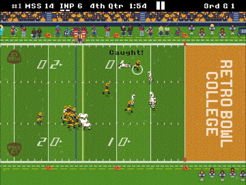 Retro Bowl College+ screenshot 7
