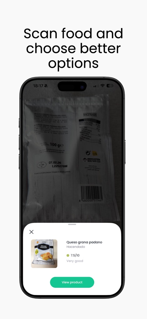 MyRealFood: Diet and recipes - The app features an intuitive "AI-powered scanner" that analyzes food products, instantly revealing their "Real Score" and core details for informed choices.