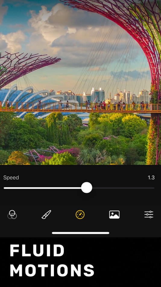 #5. Phocus Cinematic: Video Blur (iOS) 由: RAY INFORMATICS YAZILIM TEKNOLOJI MEDYA DANISMANLIK VE EGITIM TICARET LIMITED SIRKETI