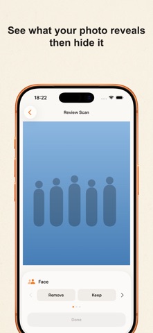 Lookr: AI Photo Privacy iPhone screenshot