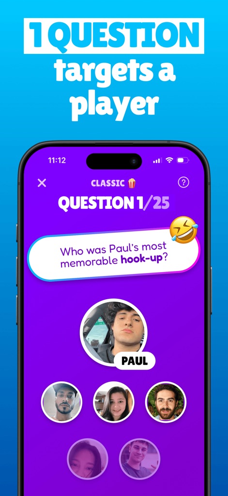 Insight: Party Game - Les joueurs découvrent une question personnelle, "Qui était le hook-up le plus mémorable de Paul ?", et peuvent identifier facilement le joueur "Paul" ciblé parmi les autres avatars.