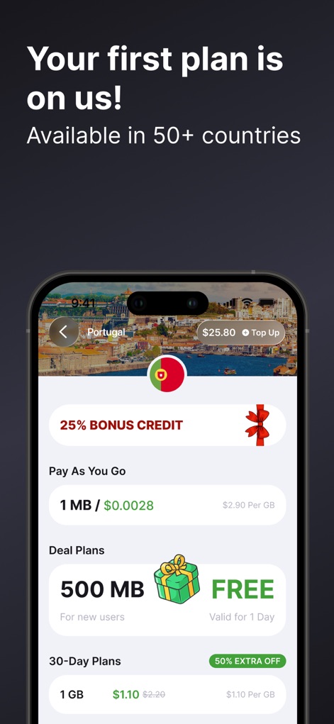 eSIM io: Global SIM Card - 新規ユーザー向けに「500 MB FREE」の初回特典が提示されており、ユーザーは「Pay As You Go」と様々な30日間プランから選択できます。
