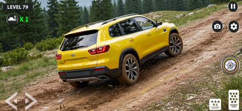 Offroad Prado Car Driving 2025 - Los usuarios pueden observar un SUV amarillo ascendiendo un empinado camino de barro, demostrando la capacidad de la aplicación para simular desafíos en terrenos difíciles.