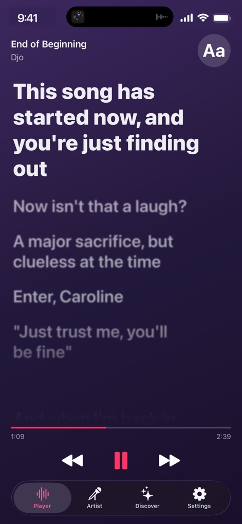 Lyrix: Dynamic Lyricsㅤ - The app delivers an engaging full-screen player, highlighting the current lyrical line in real-time alongside intuitive playback controls for a seamless experience.