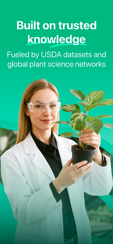 PlantLush: Plant ID & Care Pro - Die App basiert auf verlässlichem Wissen, was durch die Darstellung einer Wissenschaftlerin mit Schutzbrille und dem Text "Fueled by USDA datasets" bekräftigt wird.