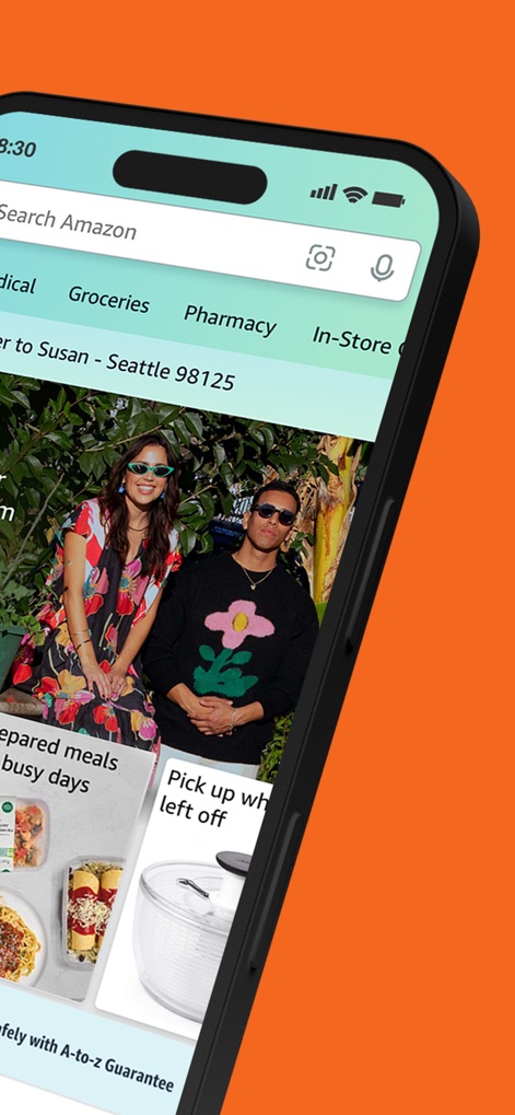 Amazon Shopping - ユーザーは、上部の検索バーを利用して商品を手軽に探し、音声検索や画像検索アイコンでさらに効率的に検索できます。また、「Groceries」や「Pharmacy」などのカテゴリフィルターで目的のアイテムに素早く絞り込み可能です。