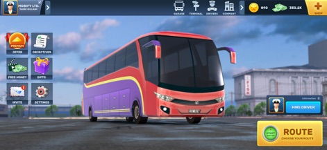 Bus Simulator Driving Game 3D - La interfaz principal de la aplicación permite a los usuarios gestionar su flota de autobuses y seleccionar rutas, con opciones destacadas como 'Hire Driver' y el botón 'Route' para iniciar viajes.