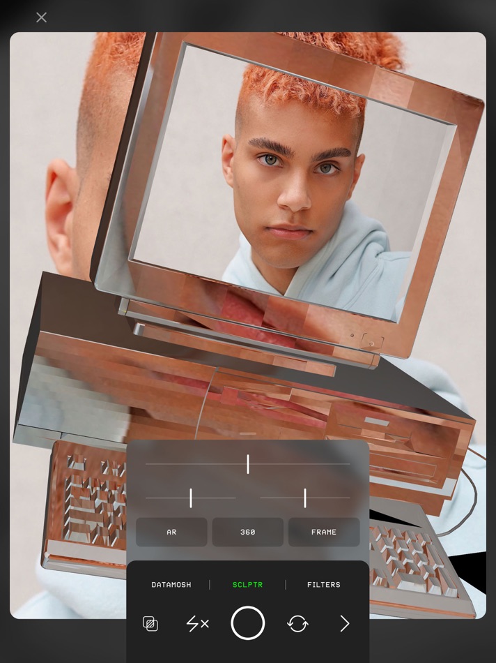 #4. Glitché: Photo & Video Editor (iOS) Podle: Glitche Ltd.