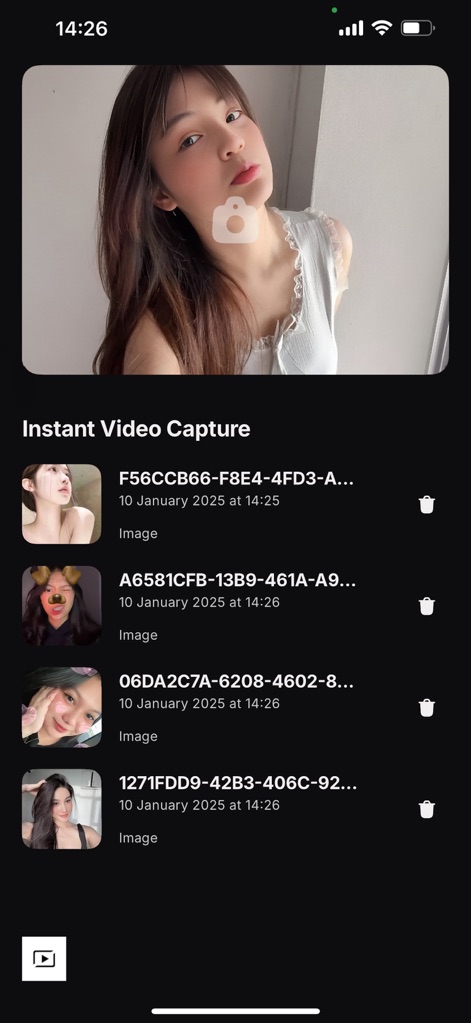 Bingo - Live Video Camera REC. - Esta pantalla permite a los usuarios previsualizar y gestionar sus grabaciones instantáneas, mostrando una miniatura destacada de la captura reciente y ofreciendo la opción de eliminar entradas individuales con el icono de papelera.