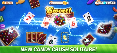 Candy Crush Solitaire - O aplicativo cativa com o texto 'Sweet!' centralizado e uma vibrante bomba de doce, enquanto os efeitos de iluminação nas cartas antecipam a ação eletrizante do jogo.