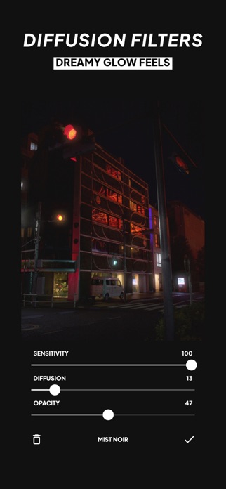 GLIT: Analog Camera & Editor Screenshot 6 of 7