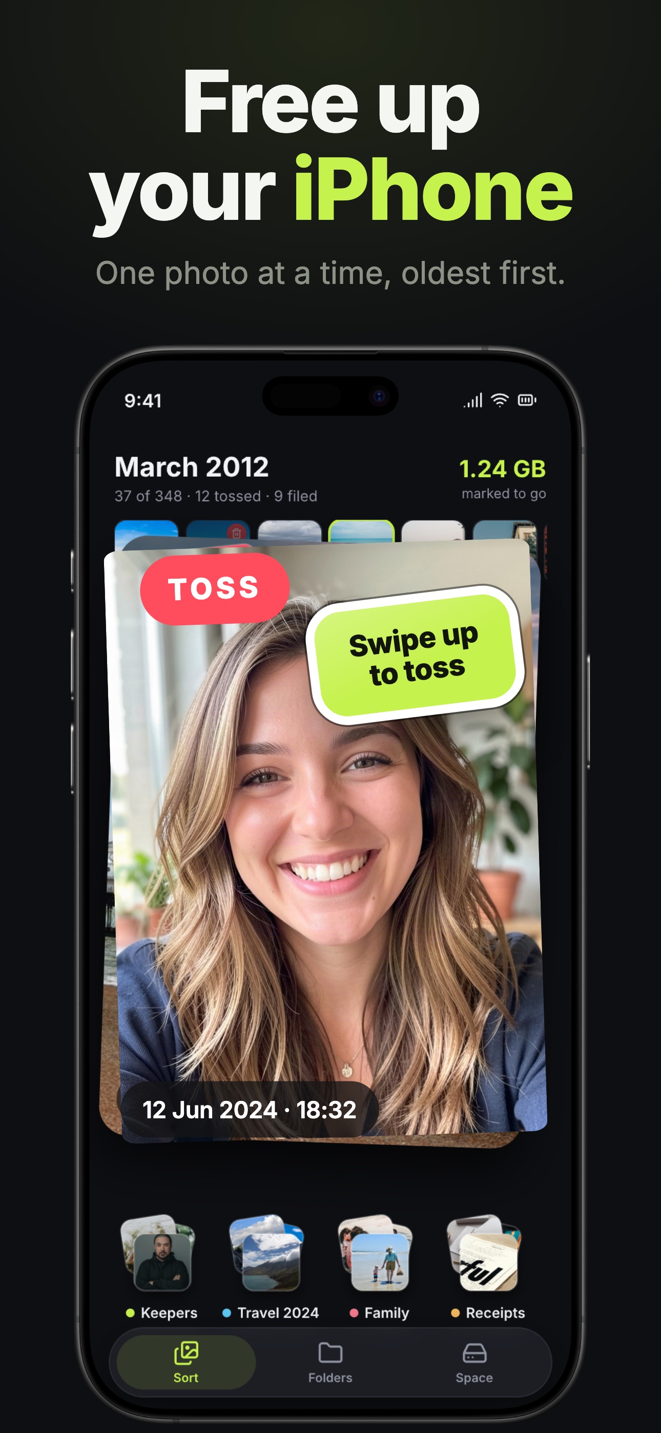 Screenshot 1 of PhotoGenie: Swipe to Delete
