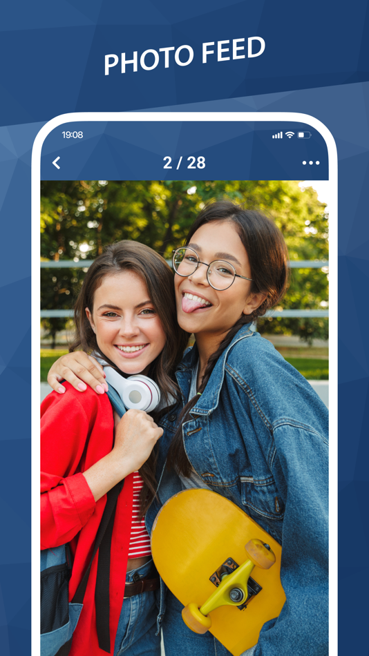 #5. Minichat – video chat, texting (iOS) 由: Crescentaxis Inc.