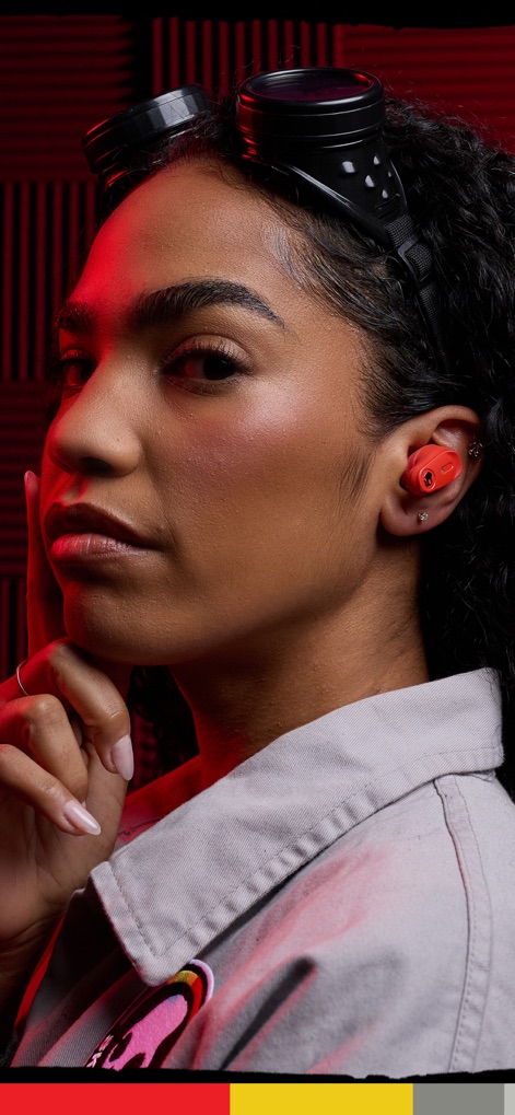 Skull-iQ - Witness how Skullcandy earbuds integrate seamlessly, empowering users with personalized sound profiles and hands-free control directly from the app.