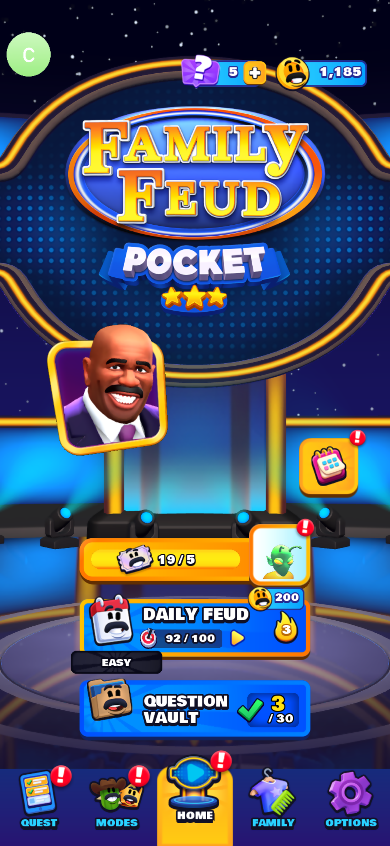 Family Feud PocketのDaily FeudとQuestion Vaultを表示した公式ゲーム画面
