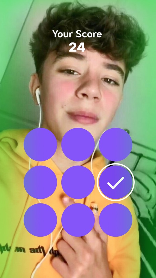 #6. Funny Filter Challenge (iOS) 由: Pham Quynh Nga
