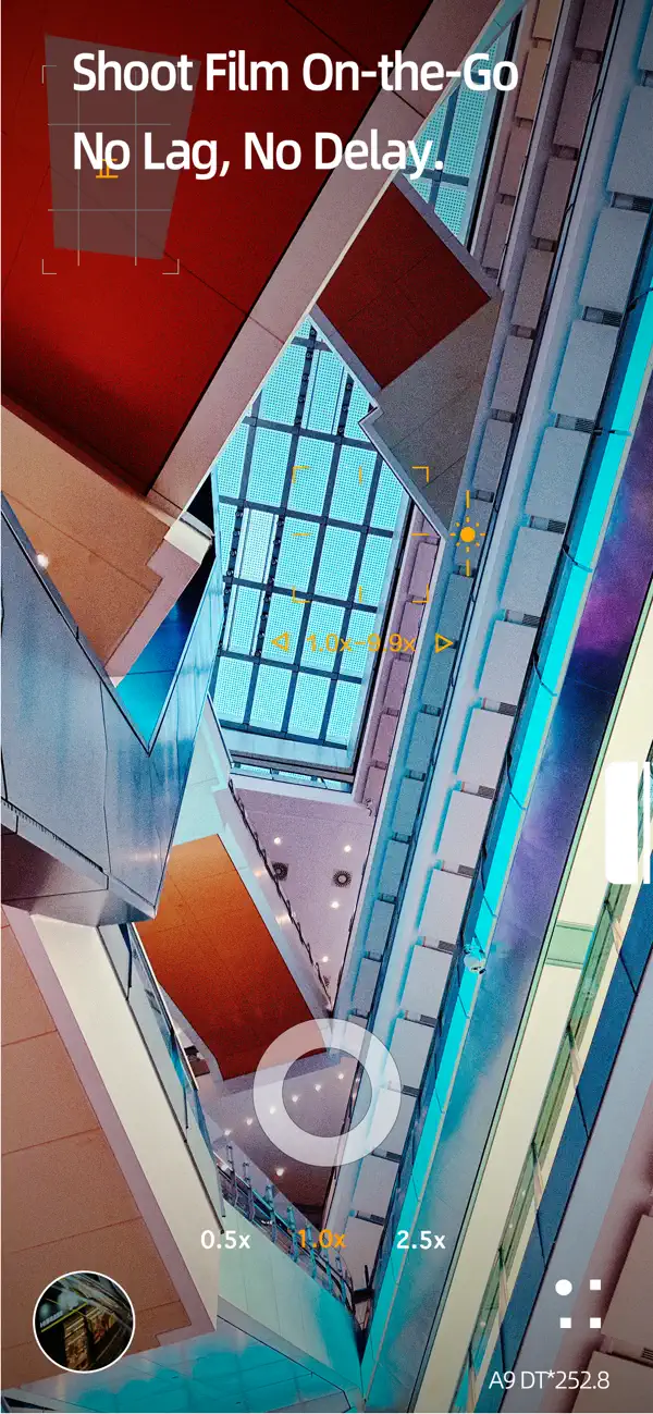 #3. InfiniteFilm for StreetPhoto (iOS) 由: 欣 李