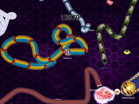 Worm.io - New Battle Worm Game iPad app afbeelding 2