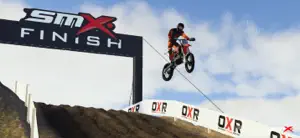 SMX: Supermoto Vs Motocross screenshot 3
