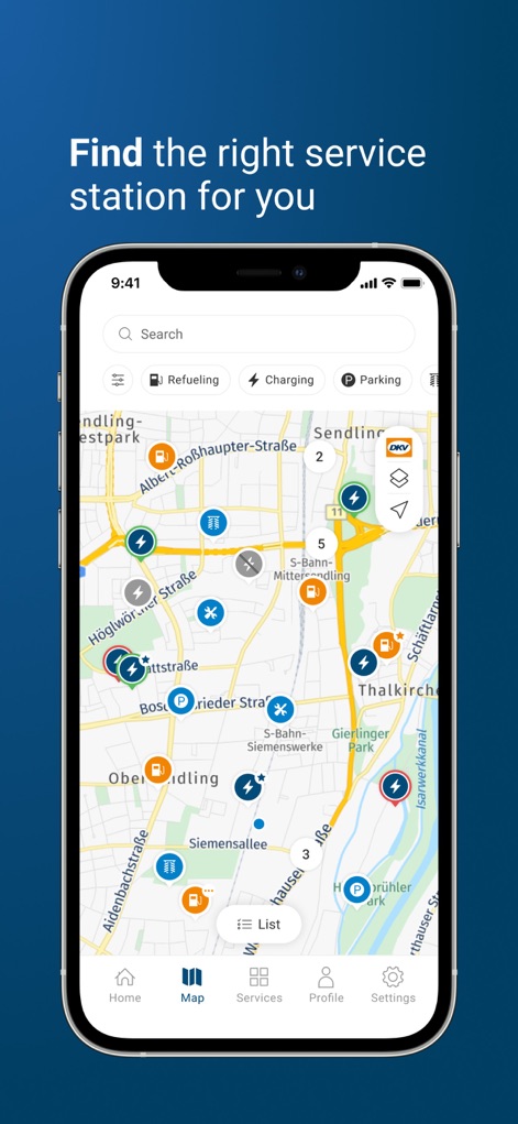 DKV Mobility - Los usuarios pueden localizar fácilmente puntos de servicio adecuados gracias al mapa interactivo que muestra múltiples iconos y la barra de búsqueda superior con opciones de filtrado.