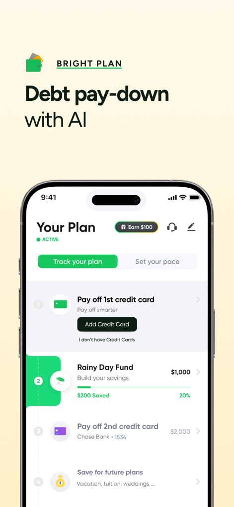 Bright: Loans & Credit Builder - El "Bright Plan" ofrece estrategias impulsadas por IA para la "reducción de deuda", presentando pasos como "Pay off 1st credit card" y la creación de un "Rainy Day Fund".