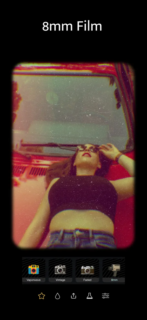 #5. Vintage Camera: Analog Film (iOS) โดย: NET Sigma